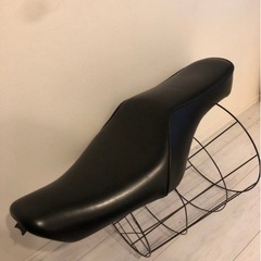 ハーレー　スポーツスター　シートの画像
