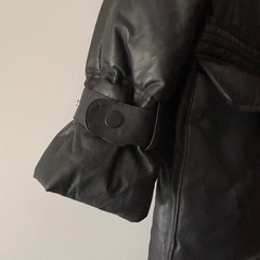 本革レザーダウンジャケットの画像