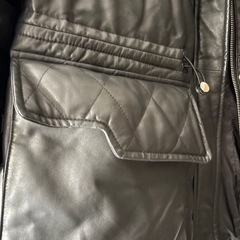 本革レザーダウンジャケットの画像