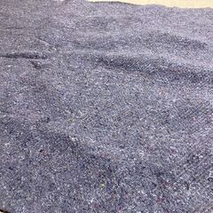 合繊ニードルフェルト　自動車内装材　4.7mくらいあります　車・自動車　内装材　デッドニング、防音、吸音に　の画像