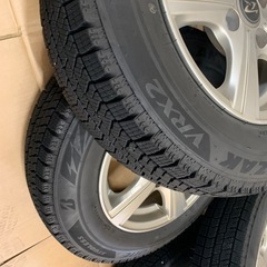 155/80R13 スタッドレスタイヤ【値下げ相談受け付けます】の画像