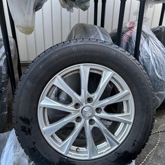スタッドレスタイヤの画像