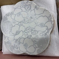 カップ　　ソーサー　ペアセット　　未使用品の画像