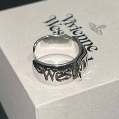 Vivienne Westwoodリングの画像