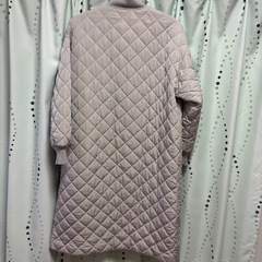 取引中RADIATE キルティングロングコート グレージュ ノーカラー　9号の画像