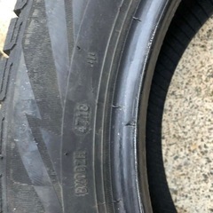 ICE ASIMMETRICO 205/55/R16 スノータイヤ、2018年製造。の画像