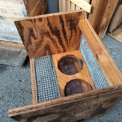 日本蜜蜂の巣箱　フルセット　スズメバチ捕獲網付きの画像