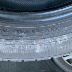 【引き取り中】205/60R16 ヨコハマ　スタッドレスタイヤ4本の画像