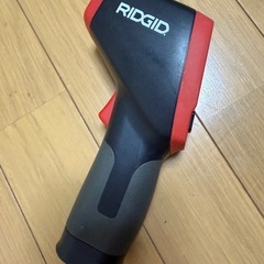 非接触で測れる温度計の画像