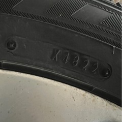 【取引中】16インチ、オーリス使用スタッドレスタイヤ付きアルミホイールの画像