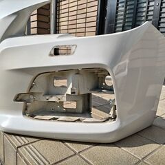 レヴォーグVMG2000GT-Sフロントバンパーの画像