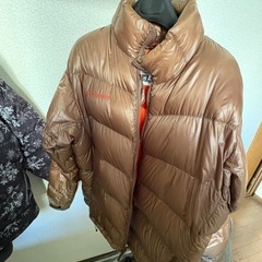 Columbiaダウンジャケットの画像