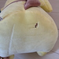 ピカチュウぬいぐるみ2つの画像