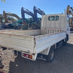 三菱　キャンター　平ボディーの画像