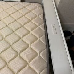 　シングルベットフレーム　マットレスセットの画像