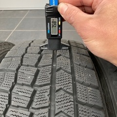 セレナ ポクシー プリウス 195/65R15 スタッドレスタイヤ 4本 DUNLOP WINTER MAXX バリ山 2018年の画像