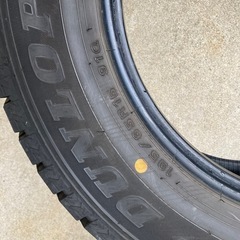 セレナ ポクシー プリウス 195/65R15 スタッドレスタイヤ 4本 DUNLOP WINTER MAXX バリ山 2018年の画像