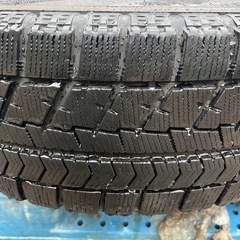 スタッドレスタイヤの画像