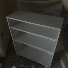 キャスター付き隙間収納の画像