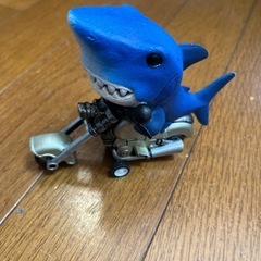 サメ　バイクの画像