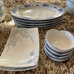 食器セットの画像