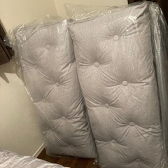 ニトリ　　ベッド用クッションの画像