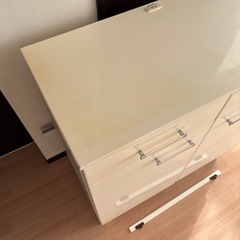 収納棚　キッチンカウンターの画像