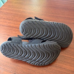 NIKE サンレイプロテクト　サンダルの画像