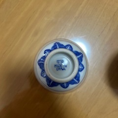 中国茶器 4個セット 白と青　透かし彫りの画像