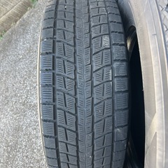 スタッドレスタイヤ 265/70R16 112Q DUNLOP ダンロップ ウインターマックス SJ8 4本セットの画像