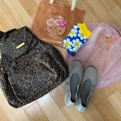 古着、小物雑貨になります。の画像