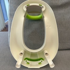 美品　クルーミー　補助便座の画像