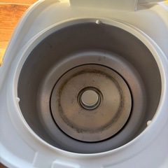 タイガー　3合炊　炊飯器　中古品　22年製の画像