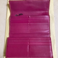 コーチの長財布ですの画像
