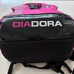 【DIADORA 】ピンク ラケットバッグの画像