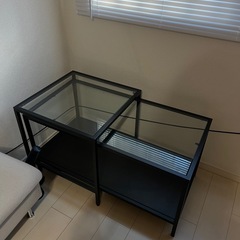 IKEA ガラステーブルの画像