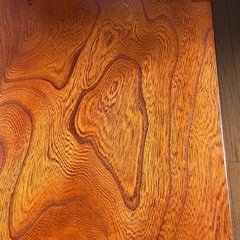 折りたたみテーブルの画像