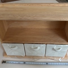 【未使用】木製3段ラックキャニスター3個付き
の画像