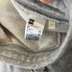 ジーユー  ズボンの画像