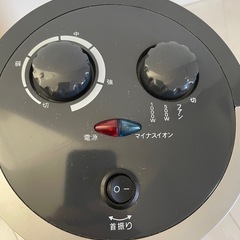 セラミック　ヒーター　マイナスイオン　首振りの画像