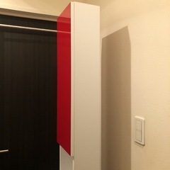 ニトリ  食器棚 レッド　赤の画像