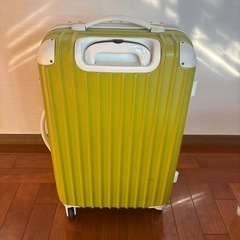 スーツケースの画像