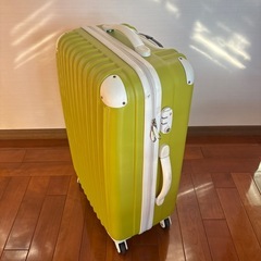 スーツケースの画像