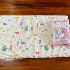 サンデシカ 全部洗える お昼寝布団5点セット かばん・アイロンネーム付き シュシュ(動物柄)の画像