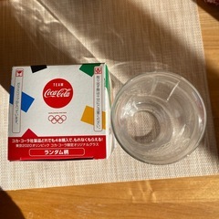 コカコーラのコップの画像