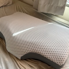 ニトリ　横向き寝が楽な枕の画像