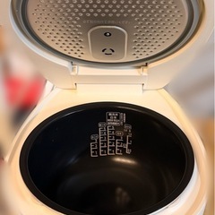 【超美品】アイリスオーヤマ　炊飯器　5合の画像
