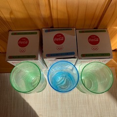 コカコーラのコップの画像