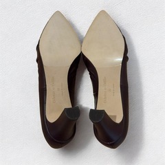 オデットエオディール ポインテッド ギャザー パンプス 22cmの画像