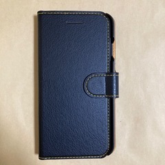 iPhone se手帳型ケースの画像